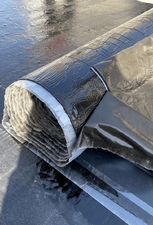 sbs,app类防水卷材3mm和4mm.即0.3或者0.4厘米.